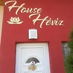 Ferienhaus House *